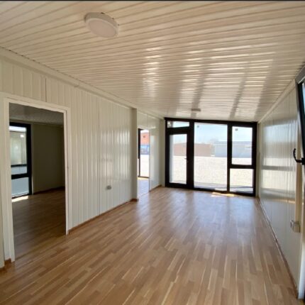 Casa mobila de tip container Barn 45m2